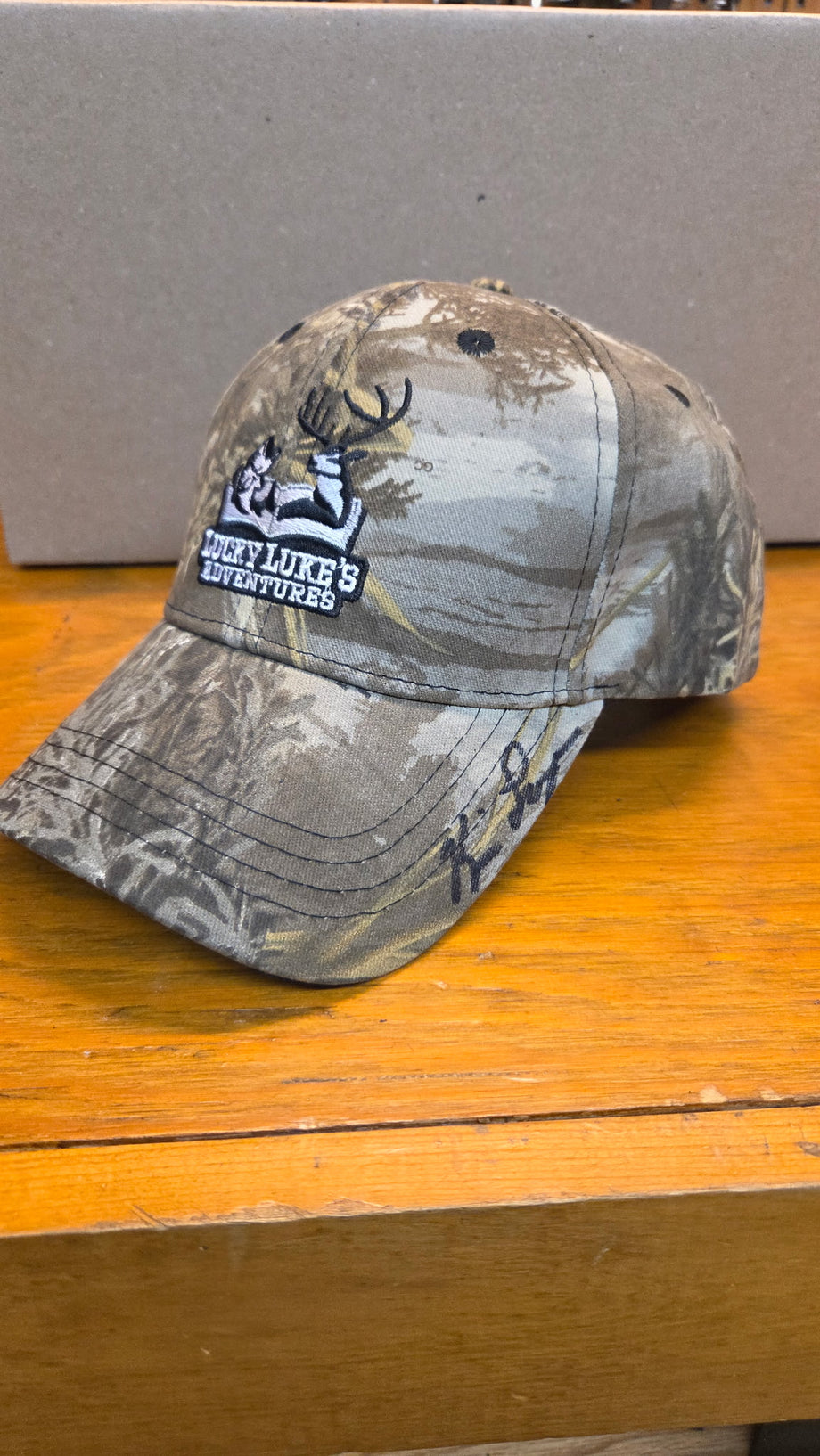 Exclusive Lucky Luke Hat! – Kevin Lovegreen | Lucky Luke Books